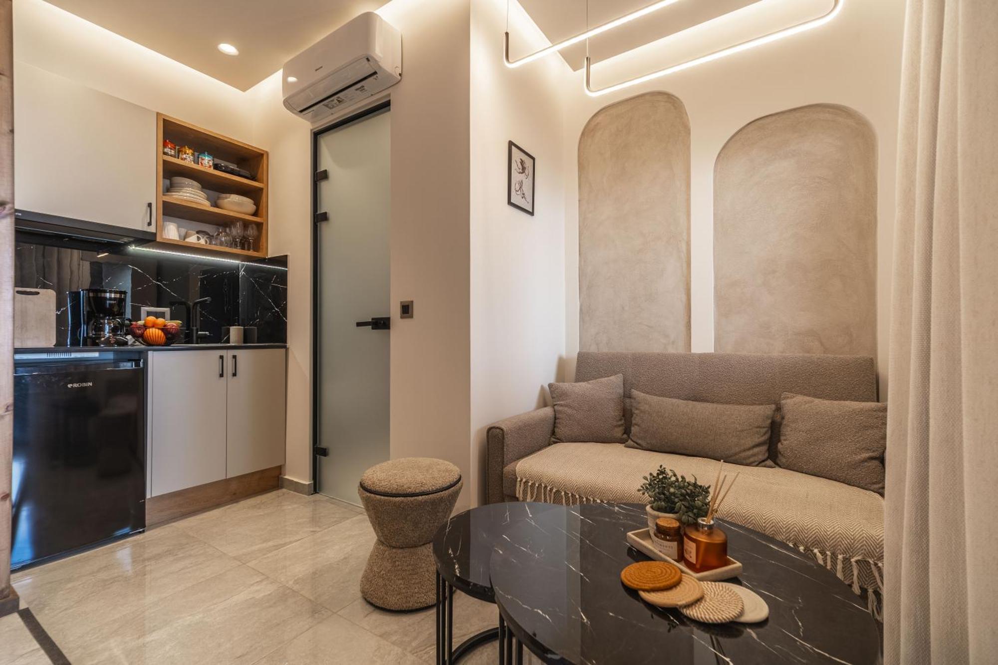 Eros Luxury Apartment *