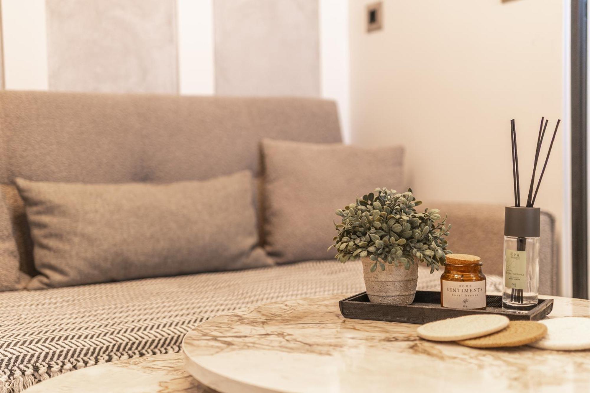 Eros Luxury Apartment